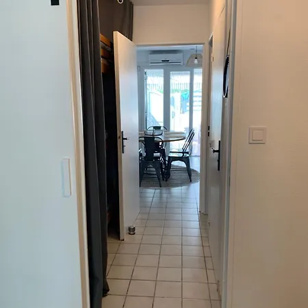 Hébergement de vacances Maison Proche Village Naturiste - 7 Personnes