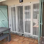 Maison Proche Village Naturiste - 7 Personnes 펜션 *