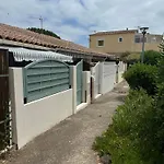 Maison Proche Village Naturiste - 7 Personnes 아그