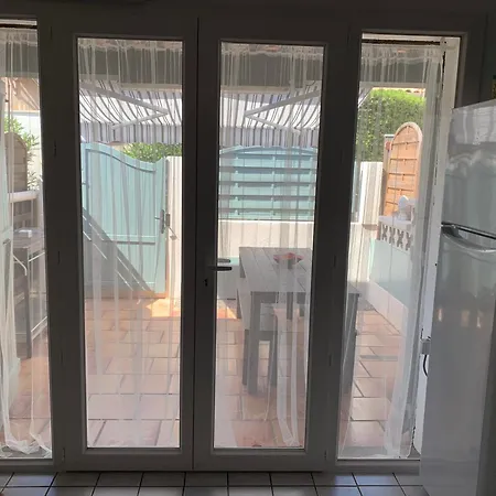 Maison Proche Village Naturiste - 7 Personnes