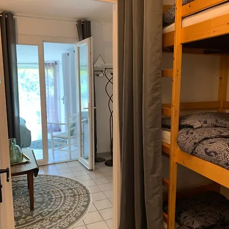 펜션 Maison De La Proche Village Naturiste 7 Personnes