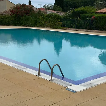 Maison Proche Village Naturiste - 7 Personnes *