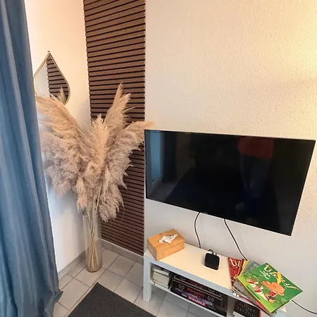Maison De La Proche Village Naturiste 7 Personnes * 아그