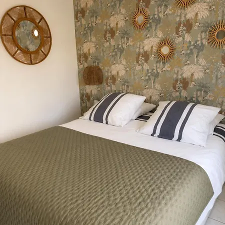 Maison De La Proche Village Naturiste 7 Personnes 펜션