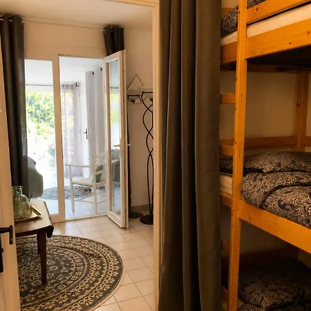 펜션 Maison De La Proche Village Naturiste 7 Personnes