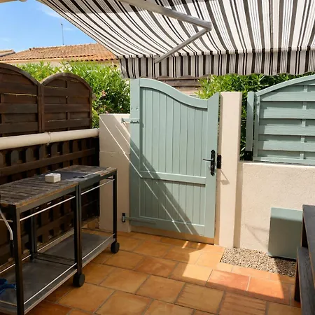 Maison De La Proche Village Naturiste 7 Personnes 펜션 아그