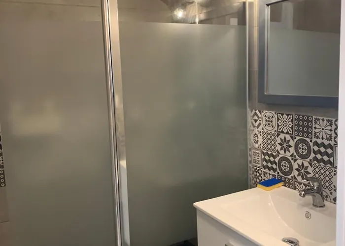 Maison Proche Village Naturiste - 7 Personnes Feriehus