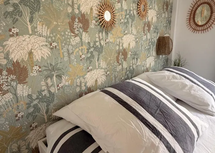 Maison Proche Village Naturiste - 7 Personnes * Agde