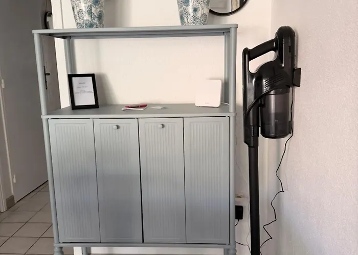 Maison Proche Village Naturiste - 7 Personnes *